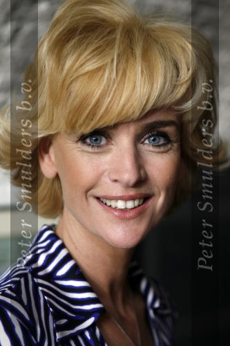 Naarden 31 oktober 2006
Daphne Deckers bij presentatie van haar nieuwe boek.