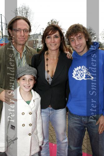 Scheveningen 25 oktober 2006
Premiere Kus in het circustheater. Eric v Tijn met gezin .