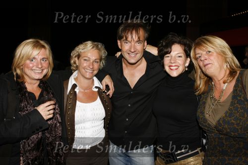 Baarn 26 oktober 2006
Tooske Ragas presenteert het nieuwe sbs programma Je wordt bedankt met daarin Gerard Joling.