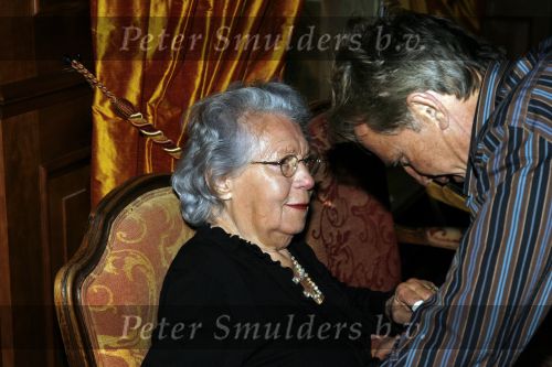 Noordwijk 5 november 2006
hans Breukhoven viert verjaardag van zijn moeder in Huis ter Duin.  Connie Constanza Jordi (met zijn vrouw) Marvin Shanna en  Edwin(met vriendin) zijn 
daar.