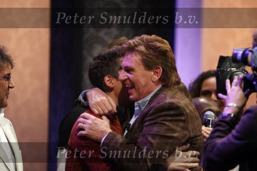 Baarn 26 oktober 2006
Tooske Ragas presenteert het nieuwe sbs programma Je wordt bedankt met daarin Gerard Joling. Hennie Huisman met oud soundmix show deelnemers. OA Frank Ashton Georgi Davis  Glenda Peters Peter Douglas Rene Shuman...