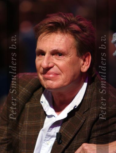 Baarn 26 oktober 2006
Tooske Ragas presenteert het nieuwe sbs programma Je wordt bedankt met daarin Gerard Joling. Hennie Huisman huilend