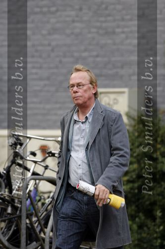 Amsterdam 30 oktober 2006
Jack Spijkerman bij makelaar op de cornelis schuytstraat.