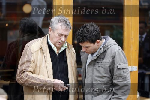Scheveningen 25 oktober 2006. Jan Smit op het strand van scheveningen met Jaap Buys