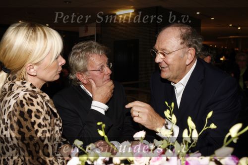 Apeldoorn 2 november 2006
Premiere My fair lady met Celine Purcell en Thom Hoffman.
Joop v d Ende en Jan des Bouvrie
Peter Smulders bv