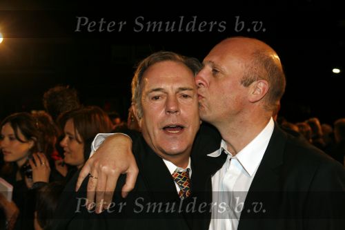 Apeldoorn 2 november 2006
Premiere My fair lady.
 Haye v d Heyden en Jos Brink kussend
Peter Smulders bv