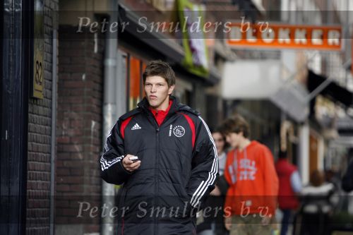 Amsterdam 2 november 2006
Jaap Stam en Klaas Jan Huntelaar aan het shoppen op de beethovenstraat op de dag van de wedstrijd.