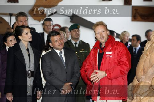 Lelystad 1 november 2006
Koning Abdullah van Jordanie en zijn vrouw Koningin Rania samen met koningin Beatrix op bezoek bij de Batavia.