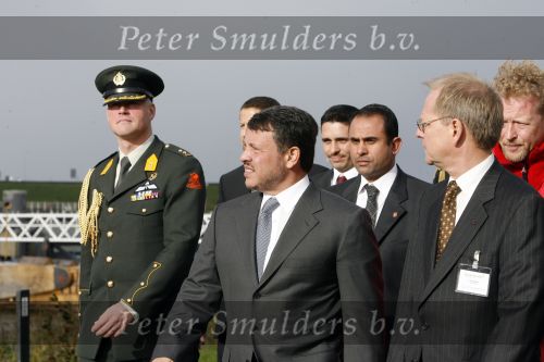 Lelystad 1 november 2006
Koning Abdullah van Jordanie en zijn vrouw Koningin Rania samen met koningin Beatrix op bezoek bij de Batavia.
