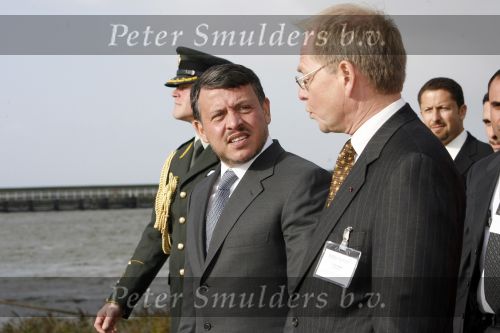 Lelystad 1 november 2006
Koning Abdullah van Jordanie en zijn vrouw Koningin Rania samen met koningin Beatrix op bezoek bij de Batavia.