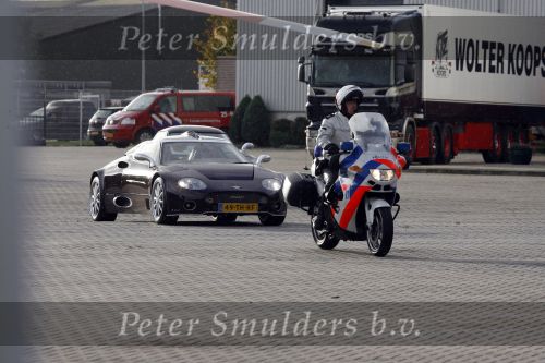 Zeewolde 1 november 2006
Koning Abdullah Koningin Rania en Koningin Beatrix op bezoek bij de spyker fabriek waar ze rondgeleid worden door Viktor Muller.