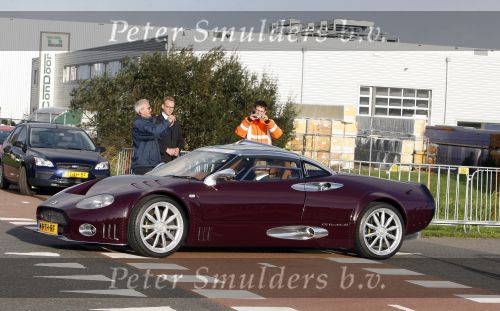 Zeewolde 1 november 2006
Koning Abdullah Koningin Rania en Koningin Beatrix op bezoek bij de spyker fabriek waar ze rondgeleid worden door Viktor Muller.