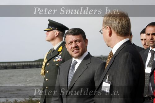 Lelystad 1 november 2006
Koning Abdullah van Jordanie en zijn vrouw Koningin Rania samen met koningin Beatrix op bezoek bij de Batavia.