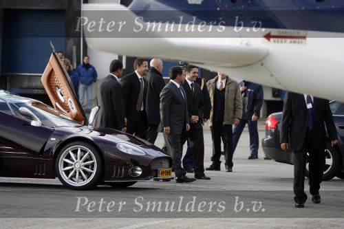 Zeewolde 1 november 2006
Koning Abdullah Koningin Rania en Koningin Beatrix op bezoek bij de spyker fabriek waar ze rondgeleid worden door Viktor Muller.