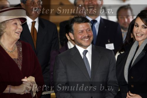 Lelystad 1 november 2006
Koning Abdullah van Jordanie en zijn vrouw Koningin Rania samen met koningin Beatrix op bezoek bij de Batavia.