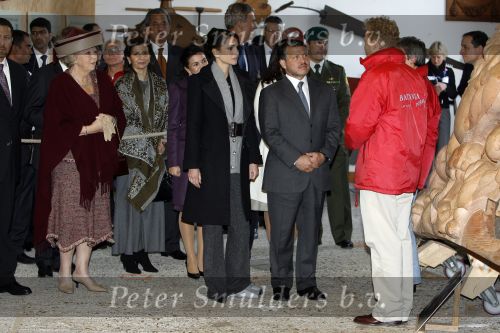 Lelystad 1 november 2006
Koning Abdullah van Jordanie en zijn vrouw Koningin Rania samen met koningin Beatrix op bezoek bij de Batavia.