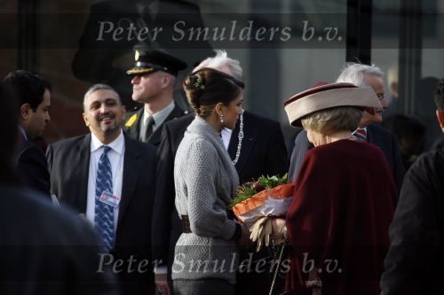 Zeewolde 1 november 2006
Koning Abdullah Koningin Rania en Koningin Beatrix op bezoek bij de spyker fabriek waar ze rondgeleid worden door Viktor Muller.
