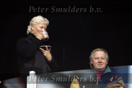 Amsterdam 12 november 2006
AJAX-PSV 0-1 in de arena.
Koos Alberts enzijn vrouwe Joke
Peter Smulders bv