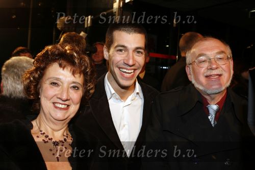 Apeldoorn 2 november 2006
Premiere My fair lady.
Oren Schrijver met zijn schoonouders
Peter Smulders bv