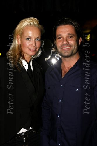 Amsterdam 25 oktober 2006
Modeshow goede doel Georgina Kwayke.
Pascal Zantman met een vriendin