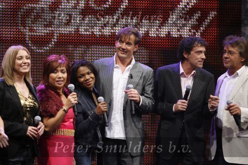 Baarn 26 oktober 2006
Tooske Ragas presenteert het nieuwe sbs programma Je wordt bedankt met daarin Gerard Joling. Henny Huisman met oud soundmix show deelnemers. OA Frank Ashton Georgi Davis  Glenda Peters Peter Douglas Rene Shuman Arno kolenbrander...