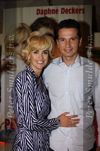Naarden 31 oktober 2006
Daphne Deckers bij presentatie van haar nieuwe boek.met Richard Krajicek
