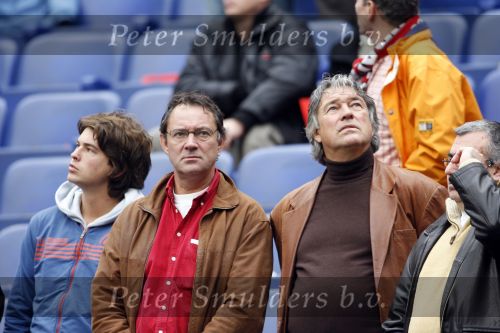 Amsterdam 12 november 2006
Ron Brandsteder met zijn broer en zoon Rick bij AJAX-PSV in de arena.
Peter Smulders bv