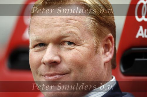 Amsterdam 12 november 2006
AJAX-PSV 0-1 in de arena.Ronald Koeman 
Peter Smulders bv