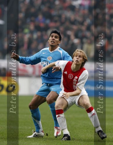 Amsterdam 12 november 2006
AJAX-PSV 0-1 in de arena. Tom de Mul en Salcido
Peter Smulders bv