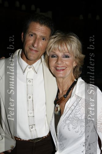 Baarn 26 oktober 2006
Tooske Ragas presenteert het nieuwe sbs programma Je wordt bedankt met daarin Gerard Joling.met saskia en Serge