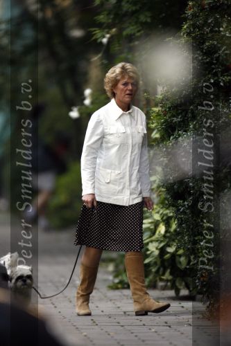 Amstredam 23 oktober 2006
Simone Kleinsma aan het wandelen met haar hondje