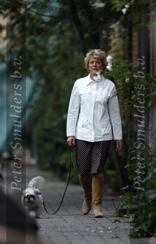 Amstredam 23 oktober 2006
Simone Kleinsma aan het wandelen met haar hondje
