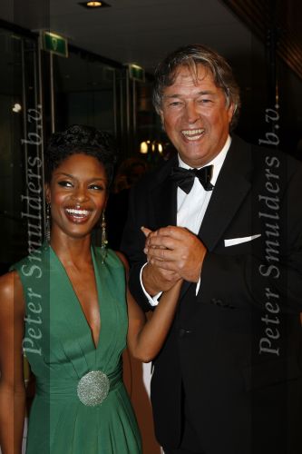Amsterdam 20 oktober 2006
Uitreiking televizierring in het ij theater.
Sylvana Simons  met Ron Brandsteder