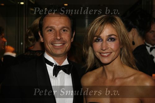 Amsterdam 20 oktober 2006
Uitreiking televizierring in het ij theater.
Wendy v Dijk met broer Mike