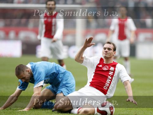Amsterdam 12 november 2006
AJAX-PSV 0-1 in de arena. Wesley Sneijder met Timmy Simons
Peter Smulders bv