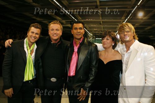 Amsterdam 30 oktober 2006.
Presentatie kledinglijn Gordon in het confectie centrum. Ruud Gullit Winston Gerschtanowitz Winston Post  als mannequin en Rita Verdonk