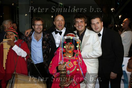 Amsterdam 20 oktober 2006
Uitreiking televizierring in het ij theater.
Patrick Lodiers met de lama\'s