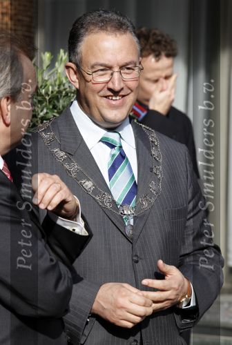 Rotterdam 28 oktober 2009
Prinses Laurentien Prins Constantijn en Prinses Irene arriveren in een electrische mini cooper bij bijeenkomst. Aboutaleb Burgemeester van Rotterdam
Peter Smulders bv