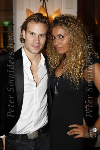Amsterdam 29 oktober 2009
Beaumonde awards in het Amstel hotel. Loretta Gerards met Alex Luzack
Peter Smulders bv