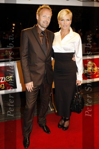 Amsterdam 23 oktober 2009
Televizierring 2009 in Carre in Amsterdam. Anita Witzier met vriend
Peter Smulders bv