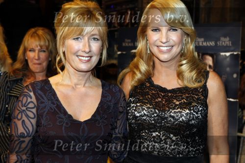 Amsterdam 26 oktober 2009
Premiere terug naar de kust in Tuschinski. Ariane Schluter met Linda de Mol
Peter Smulders bv