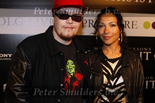 Amsterdam 28 2n 28 oktober 2009
Premiere film michael Jackson in Tuschinski. Brainpower met vriendin
Peter Smulders bv