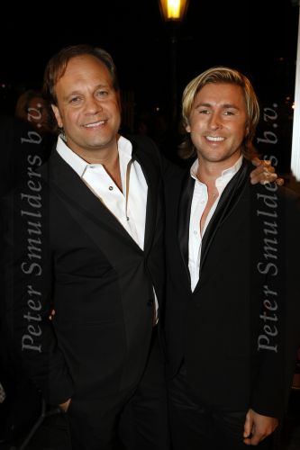 Amsterdam 23 oktober 2009
Televizierring 2009 in Carre in Amsterdam. Carlo Boszhard met vriend
Peter Smulders bv