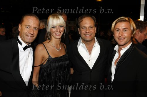 Amsterdam 23 oktober 2009
Televizierring 2009 in Carre in Amsterdam. Carlo Boszhard met vriend en Ron Boszhard met vriendin
Peter Smulders bv