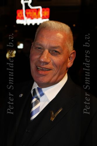 Amsterdam 26 oktober 2009
Premiere terug naar de kust in Tuschinski. Charly jansen
Peter Smulders bv