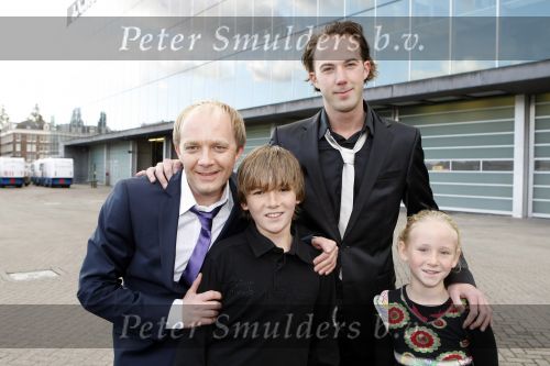 Amsterdam 18 oktober 2009
Premiere Sing along. Dertek Ogilvy met vriend en ...
Peter Smulders bv