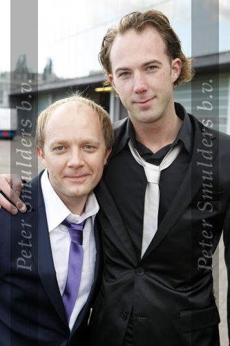 Amsterdam 18 oktober 2009
Premiere Sing along. Dertek Ogilvy met vriend en ...
Peter Smulders bv