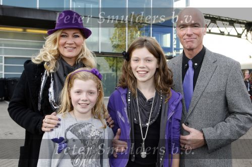 Amsterdam 18 oktober 2009
Premiere Sing along. Ferdi Bolland met vrouw en dochters
Peter Smulders bv