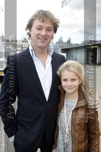 Amsterdam 18 oktober 2009
Premiere Sing along. Frits Sissing met dochter
Peter Smulders bv