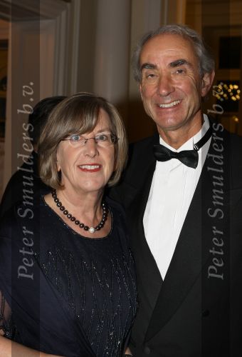 Maastricht, 23 Oktober 2009 Afscheid van het artiestenvak en 60e verjaardag Marjon Lambriks
Burgemeester van Maastricht Gerd Leers samen met zijn vrouw 
Foto Peter Smulders BV